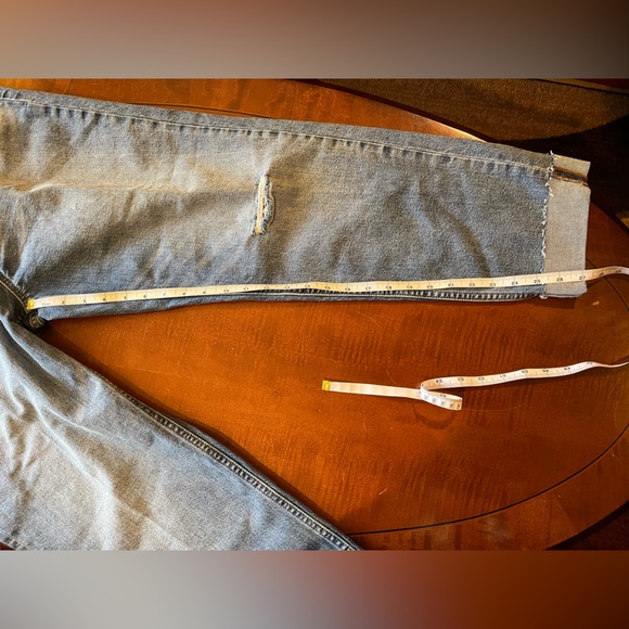 Isabel Maternity cropped jeans. Full belly panel, raw hem cuffs, distressed. 12 - Picture 9 of 13